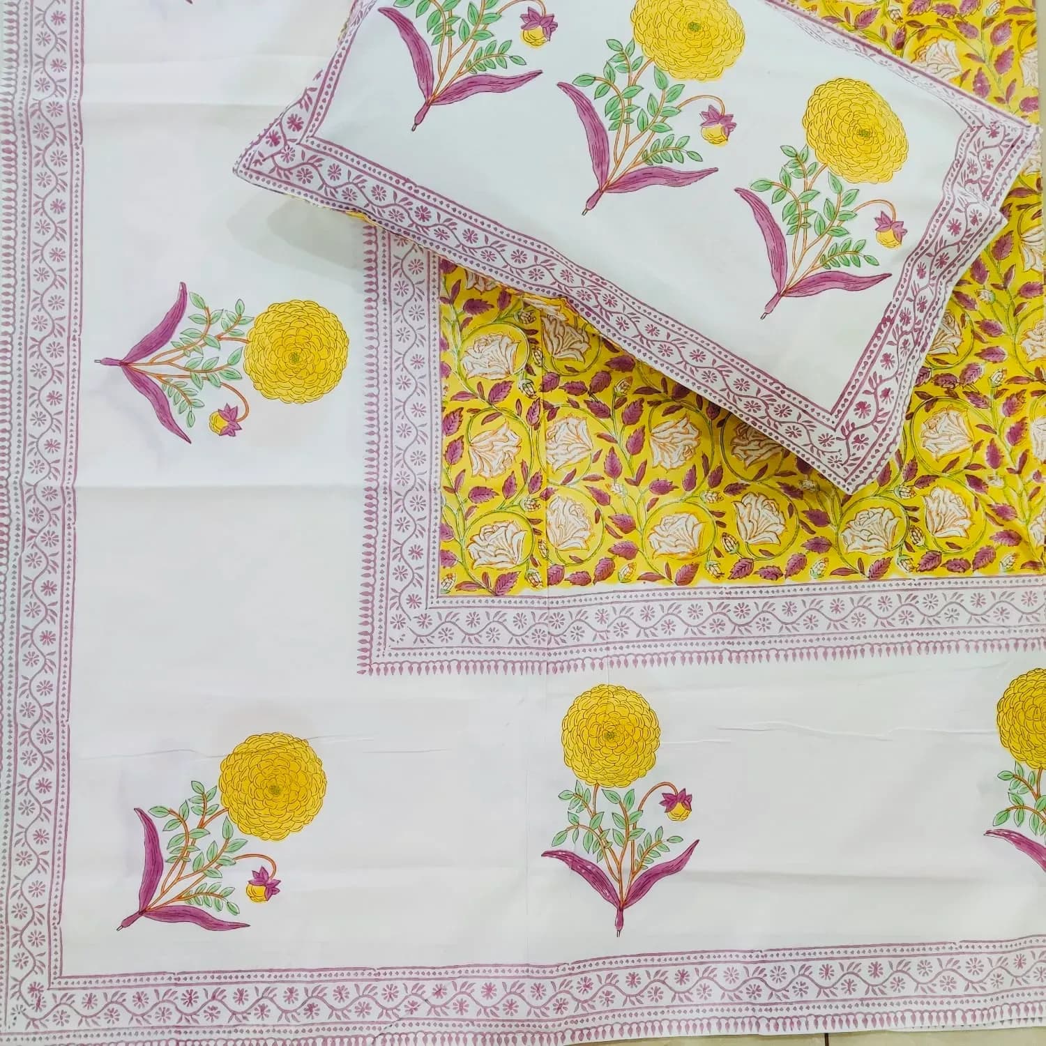 Shilp · स्वर्ण गेंदा